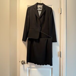 T Tahari Black Women's Jacket & Skirt Set